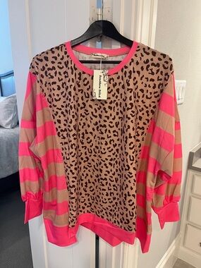 🩷 NWT Southern Stitch XL Striped Sleeve Leopard Print Pullover Top - Pink/Tan